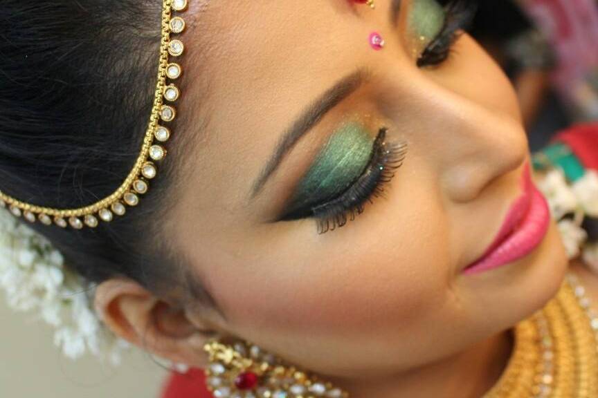 Shades Makeup by Shrinkhala