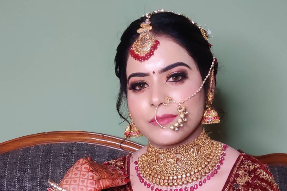 Bridal makeup