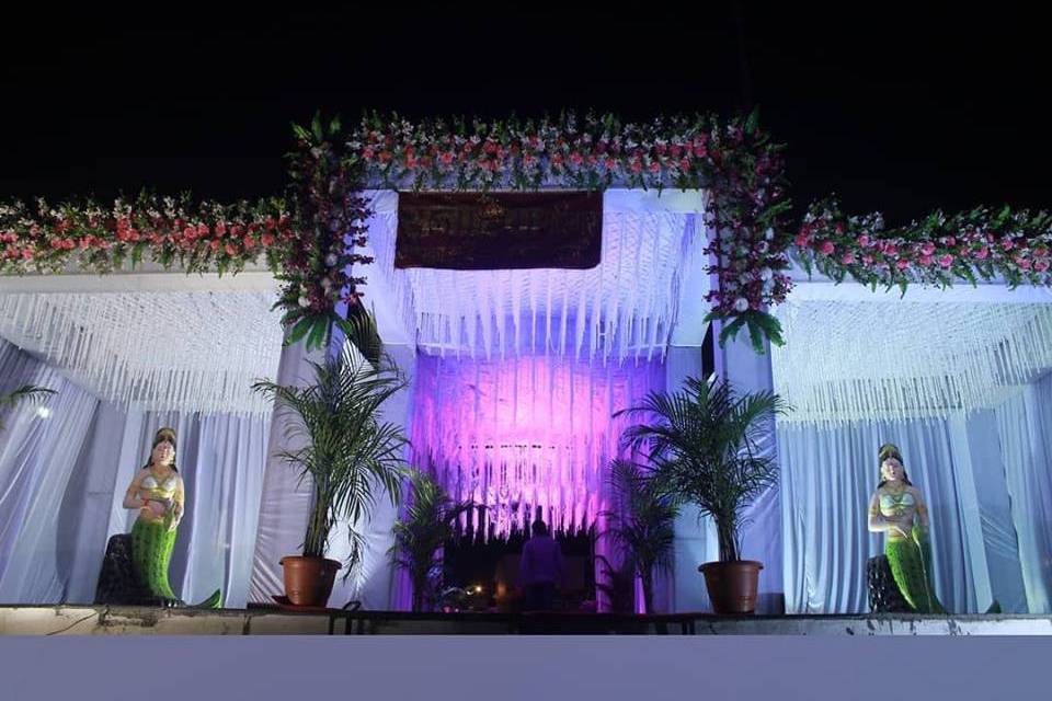 Entrance decor