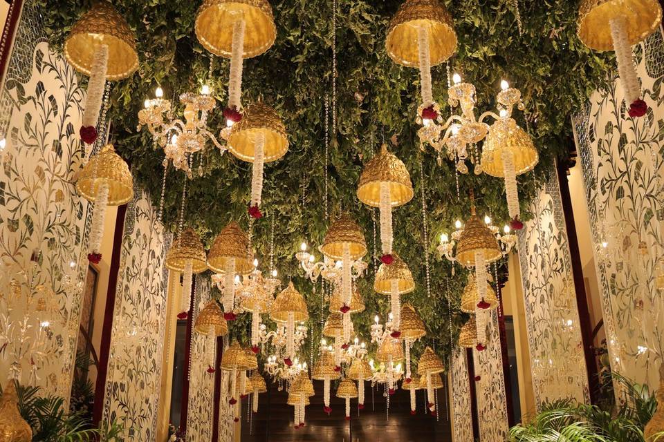 Entrance Decor