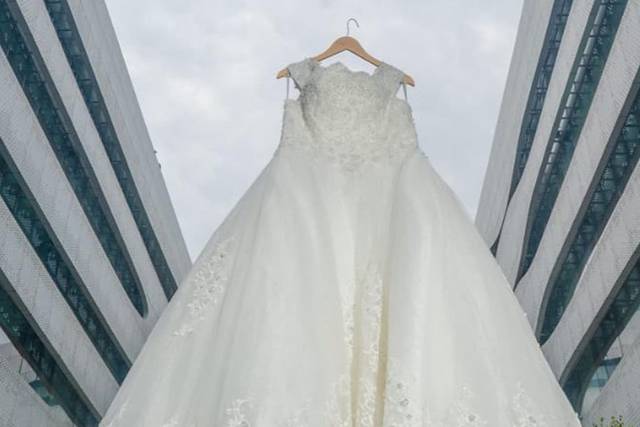 Buy the Latest Christian Wedding Sarees Online - Saree.com