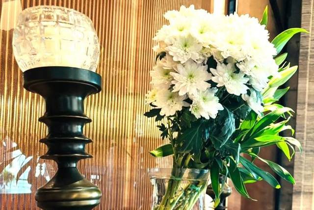 Entrance decor