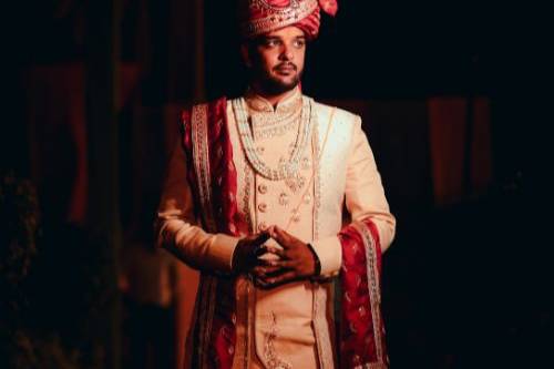 Groom