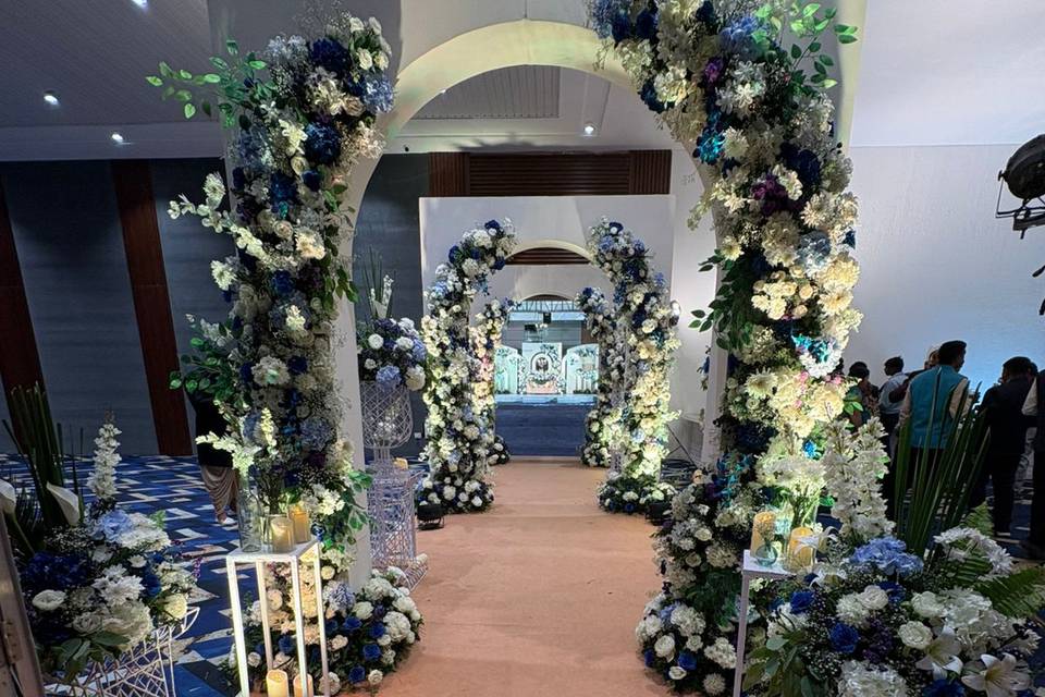 Entrance decor