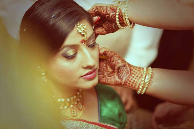 Makeup Artist - Urvashie Pruthi