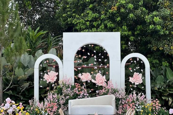 Stage decor