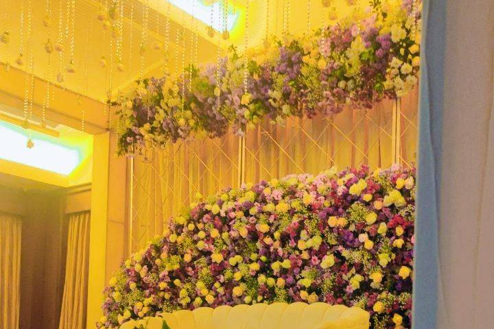 Stage decor