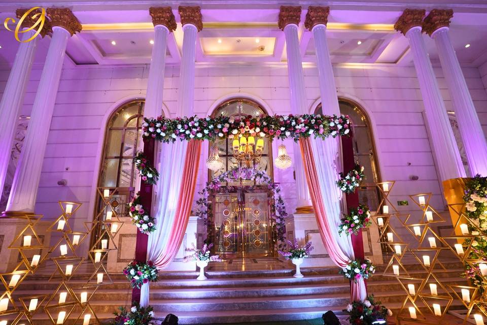 Entrance decor