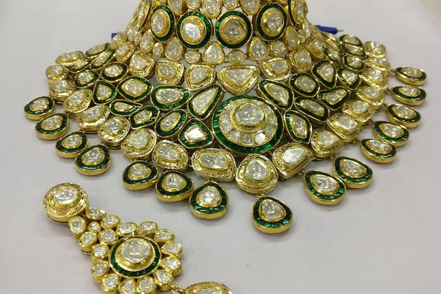 Diamond hot sale kundan jewellery