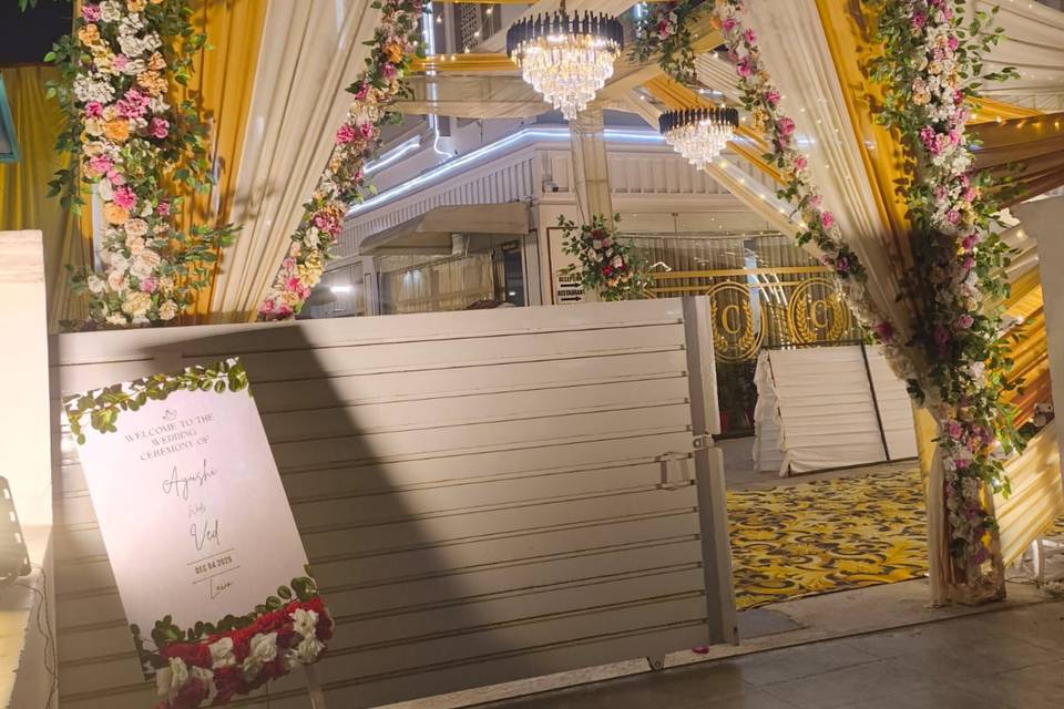 Banquet hall
