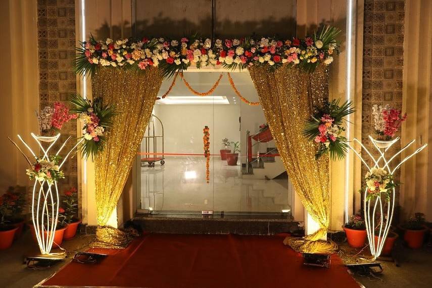 Entrance decor