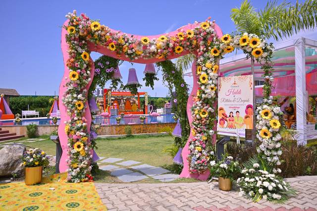 Entrance decor