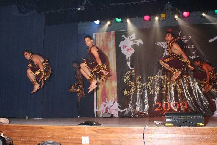 Azizs Dance Mania