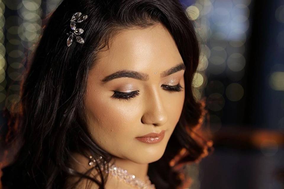 Party makeup