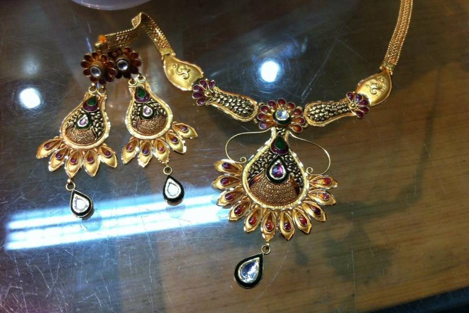 Bridal jewellery