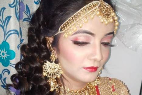 Bridal makeup