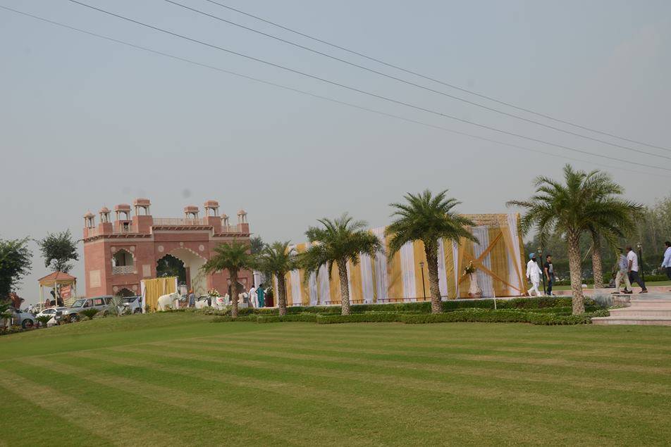 Mahal Mubarak Resorts