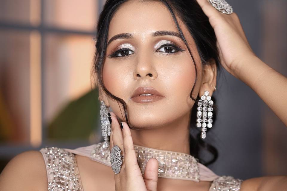 Party makeup