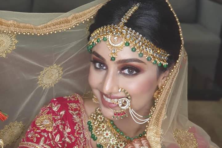 Bridal makeup