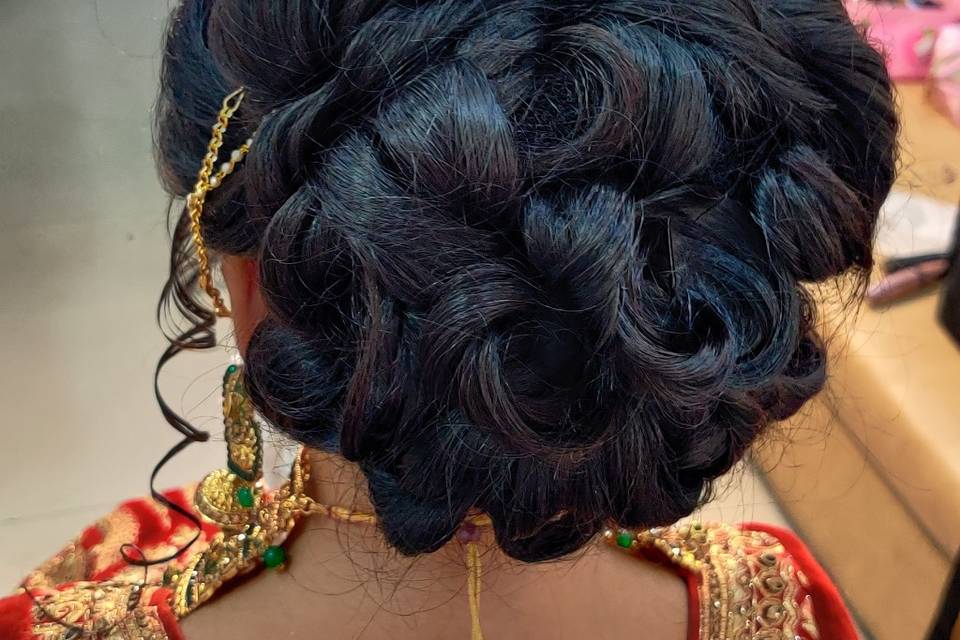 Bridal hairdo