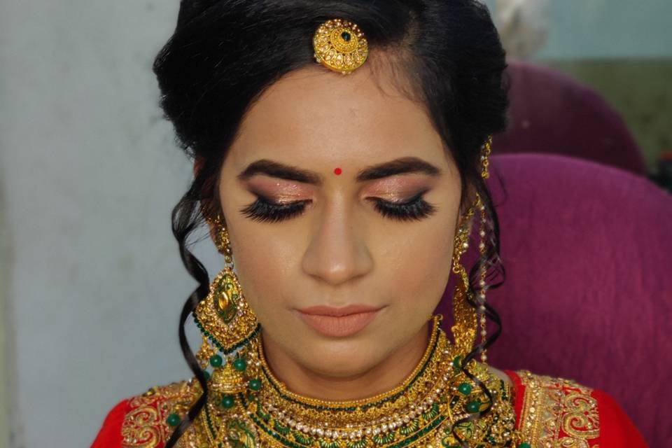 Bridal look