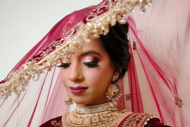 Puzzle Luxury Salon, Jandiala Guru