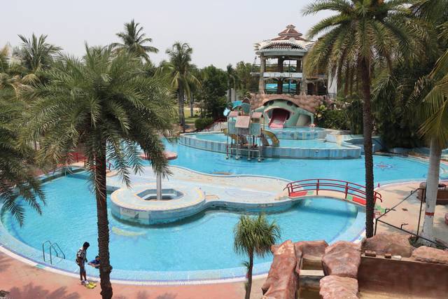 Pool