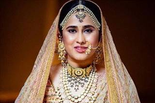 Abhijitchanda Makeup Hairstyle