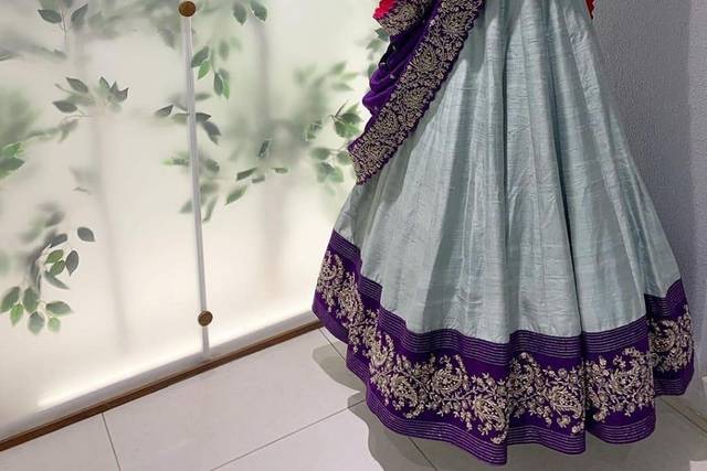 Blue Embroidery Wedding Surat Lehenga Choli Designer Fancy Wedding Wear  Lehanga Choli at Rs 3659.93 in Surat