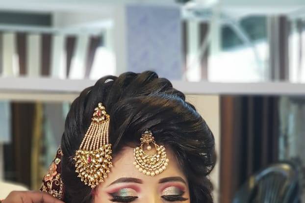 Bridal makeup