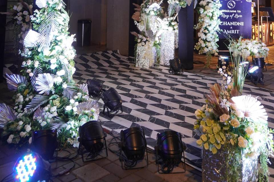 Entrance decor