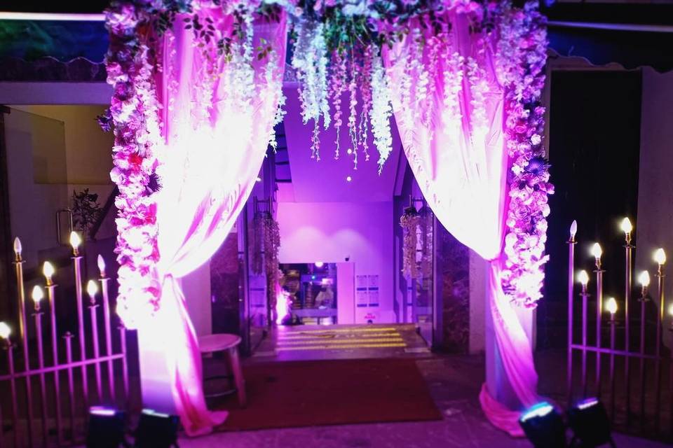 Entrance decor