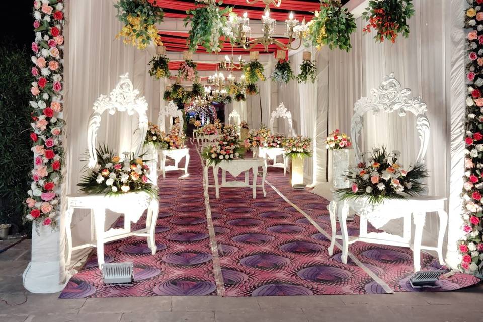 Entrance decor