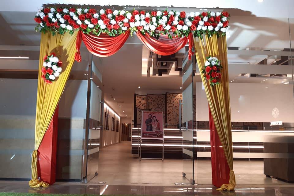 Entrance decor