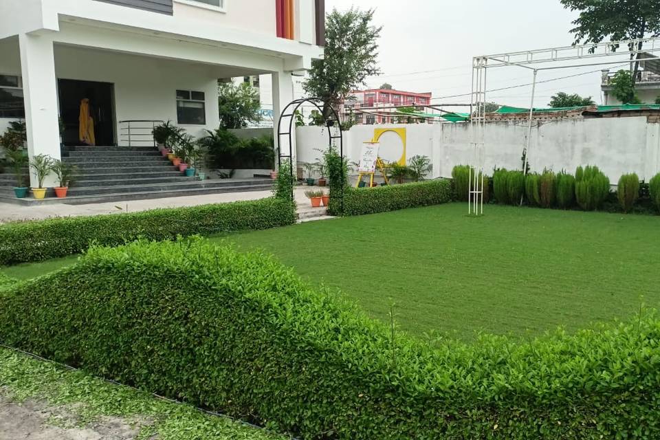 Lawn space