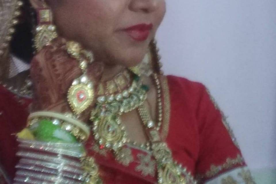 Bridal makeup