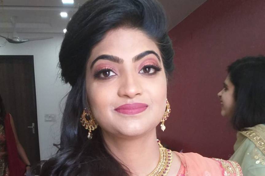 Gauri Rajvanshi Makeup Artist