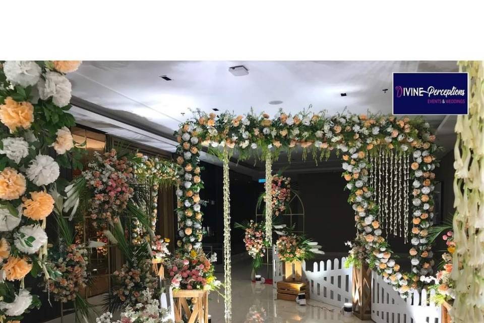 Luxury Decorator in Agra