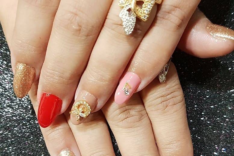 Manicure Roundup Post 1 - StyledJen