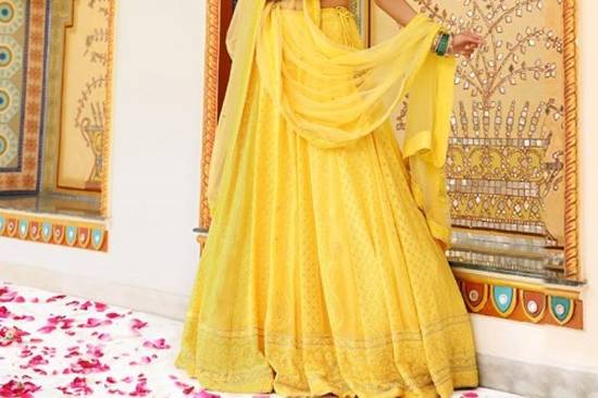 Online Shopping In Dubai Meena Bazaar - Lehenga Saree Branded Dresses  #justpublictvthrilledlife - YouTube