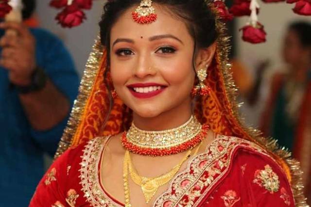 Makeovers by VJ