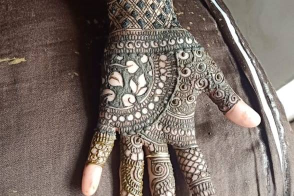 Designer mehendi