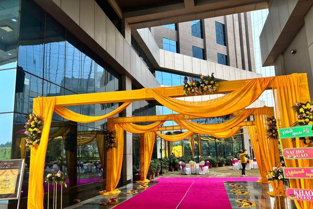 Lawn Entrance decor