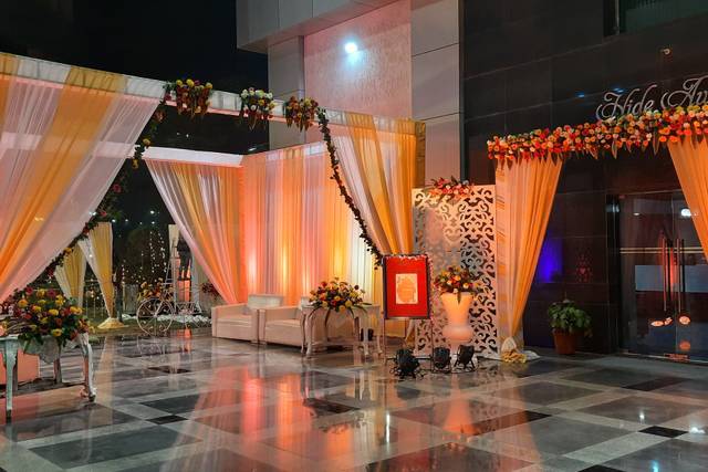 Lawn Entrance decor
