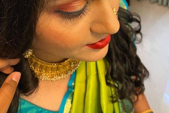 Party makeup