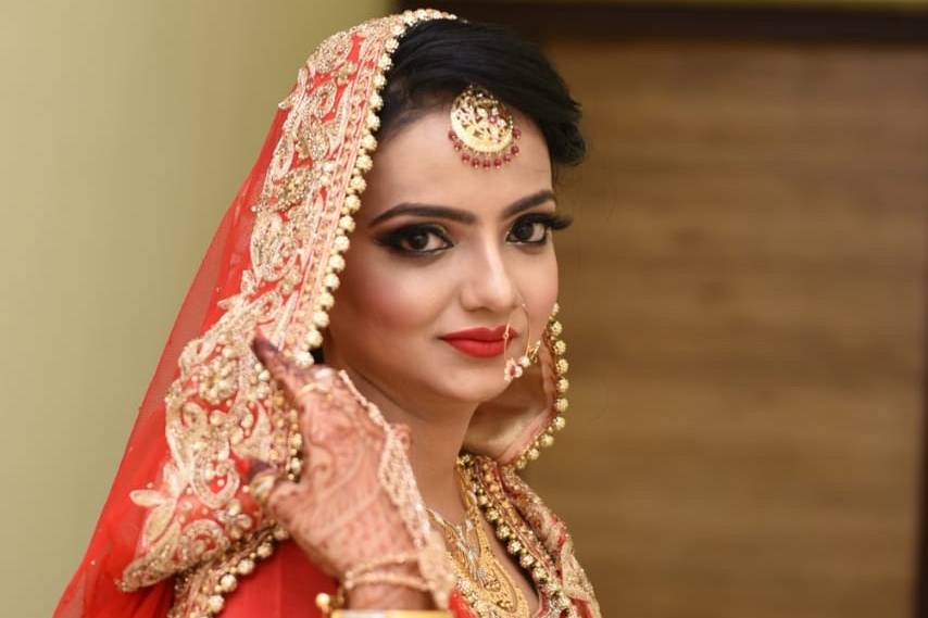 Bridal makeup