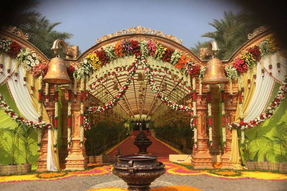 Entrance decor