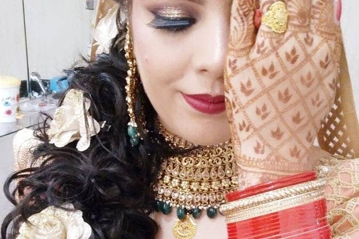 Bridal makeup