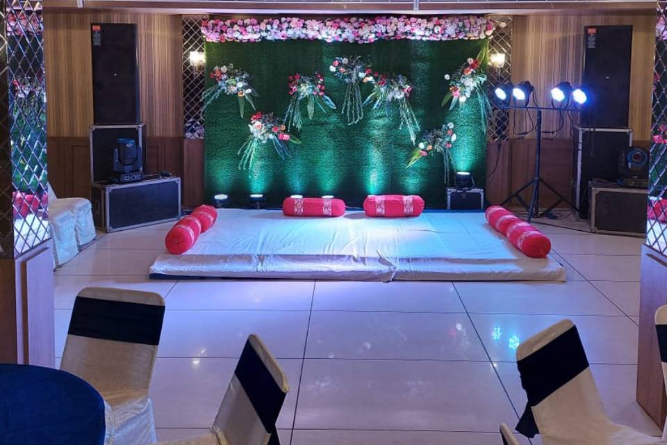 123 done budget decor at hotel
