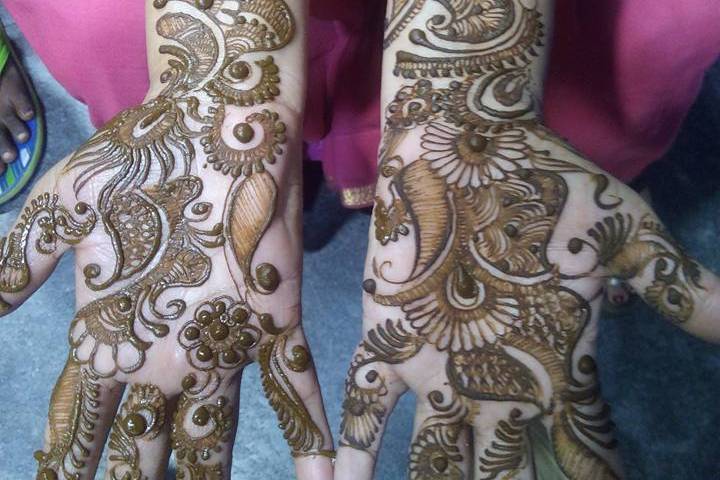 Designer mehndi